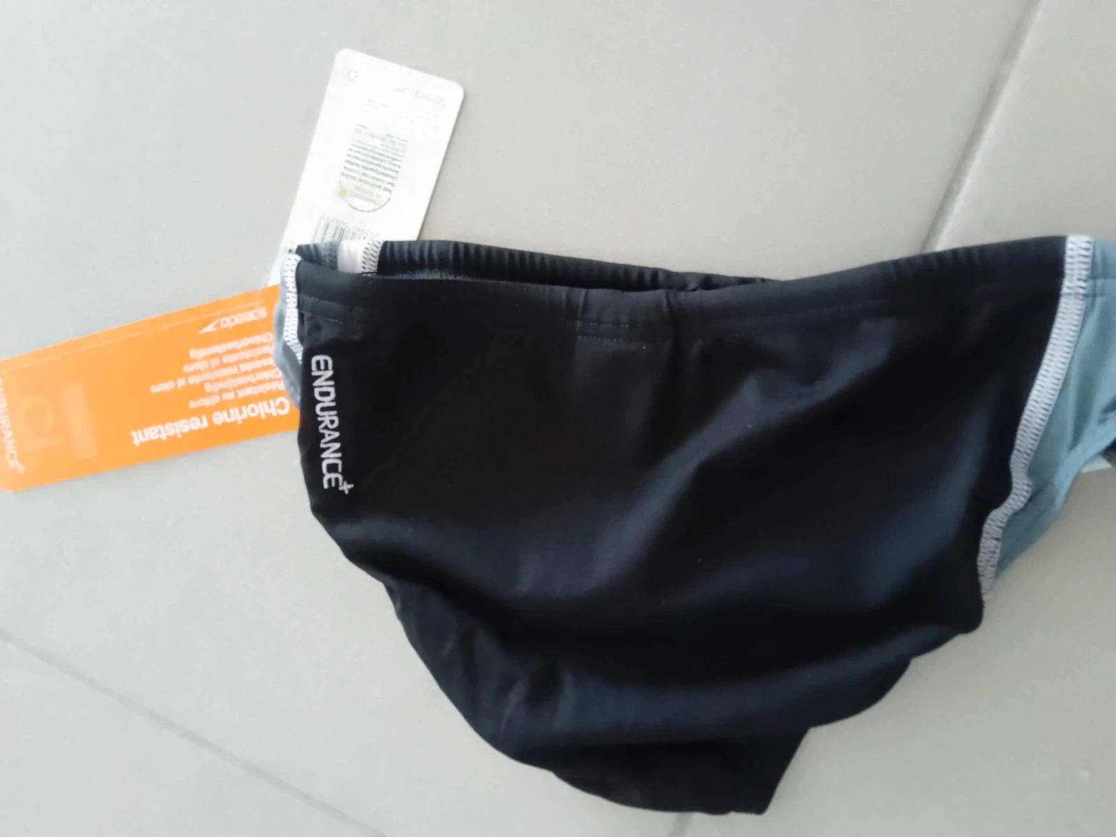 Boy's 8-year-old Speedo swimsuit – photo 3